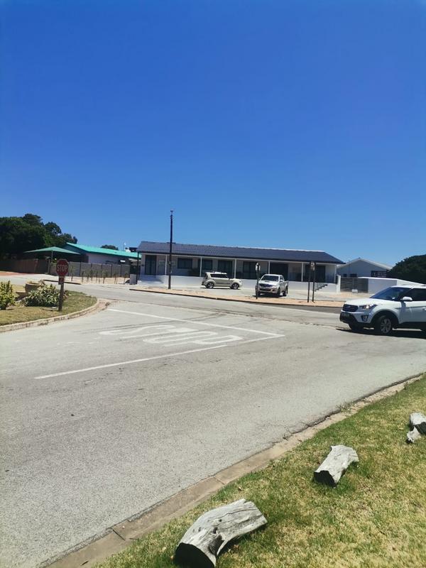 4 Bedroom Property for Sale in Stilbaai Wes Western Cape